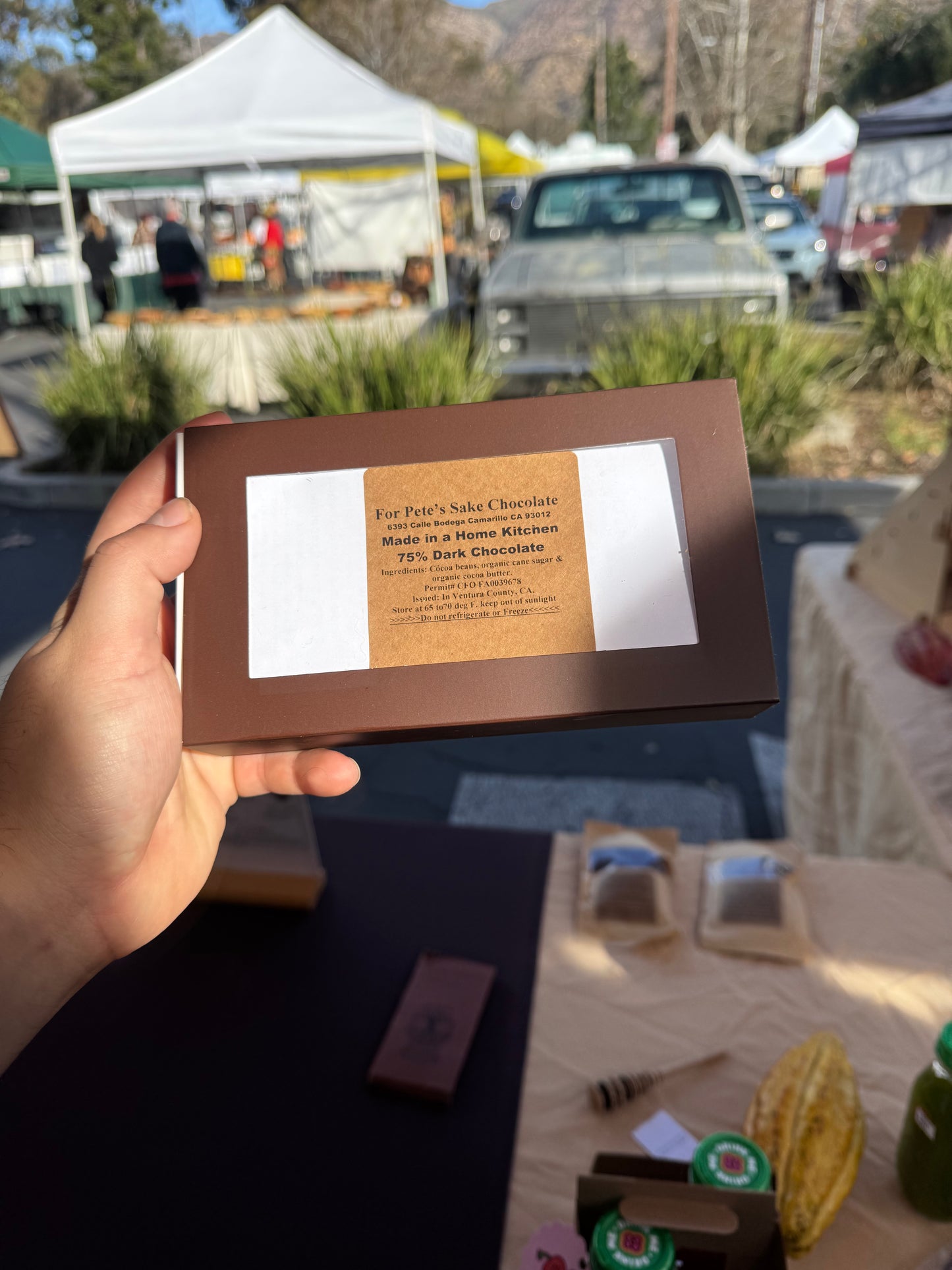 The Tasting Box – 8 Origins, 75% Dark Chocolate